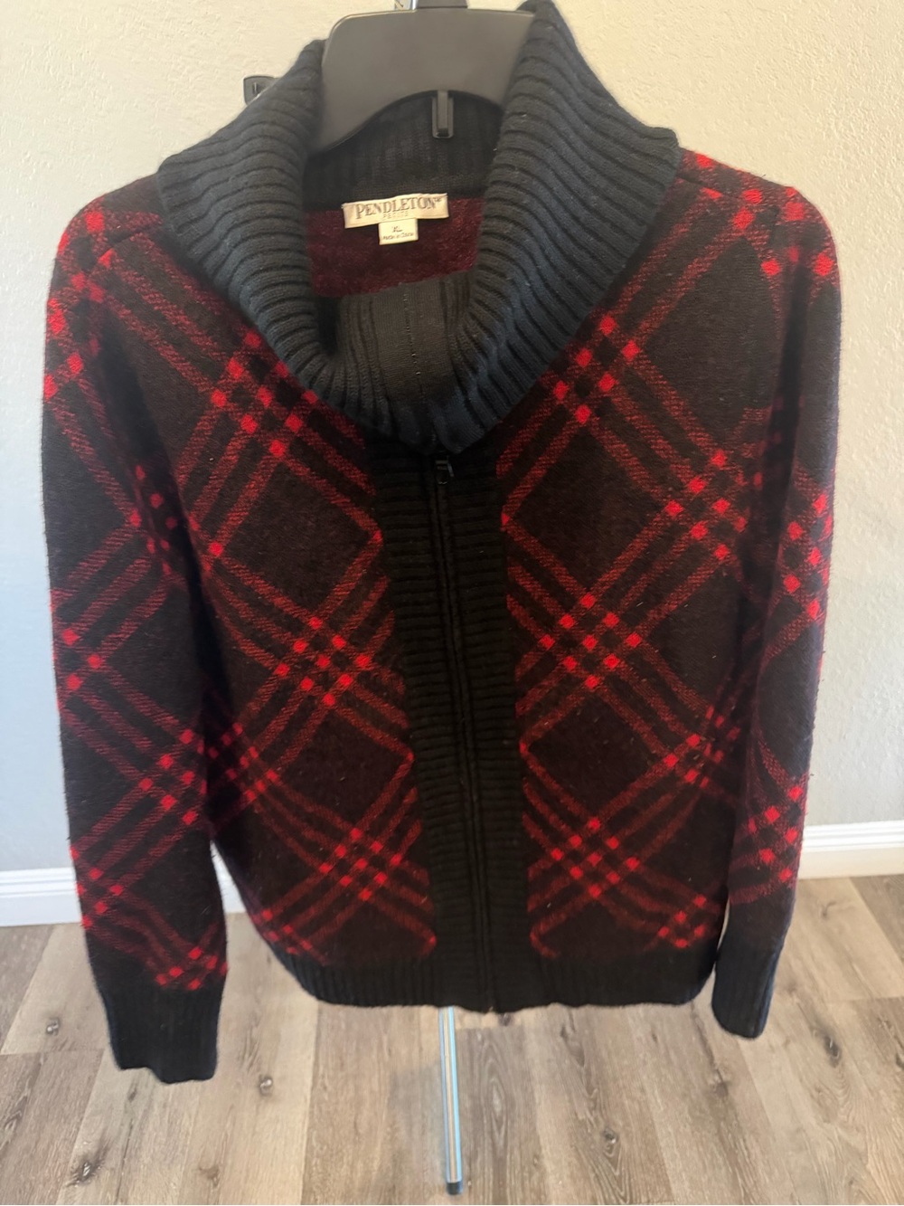Pendleton Black & Red Plaid Shawl Collar Zip Sweater XL/P